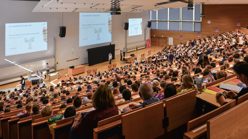 Goethe-Universität Frankfurt setzt bei Live-Veranstaltungen auf das Shure ULX-D