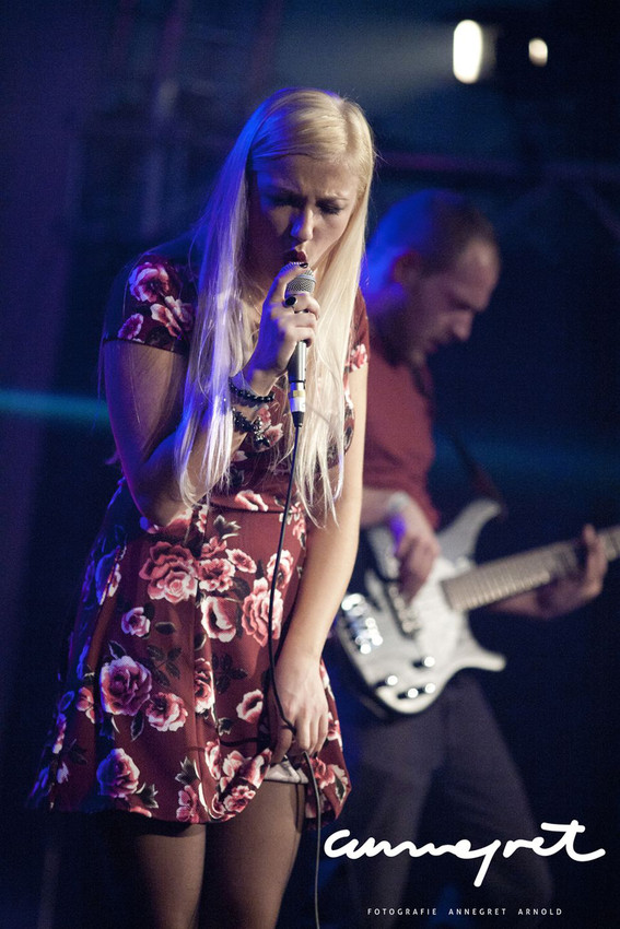 Lilli Rubin (live beim Rockbuster Finale in Koblenz, 2015)