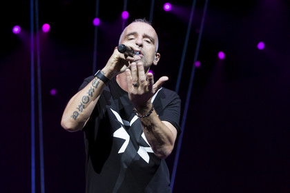 Italienisch für Anfänger - Eros Ramazzotti gibt sich in der SAP Arena Mannheim als Mann des Volkes 